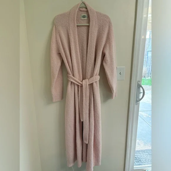 UGG Linny Plush Robe Baby Pink Ultra Cloud Soft Cozy Lounge Robe M Cozycore EUC - Picture 2 of 7